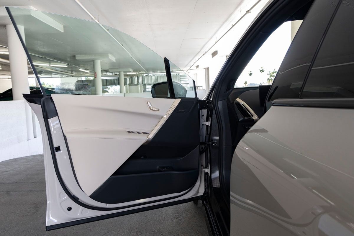 2026 BMW iX xDrive60