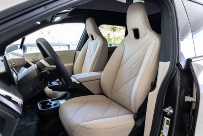 2026 BMW iX xDrive60