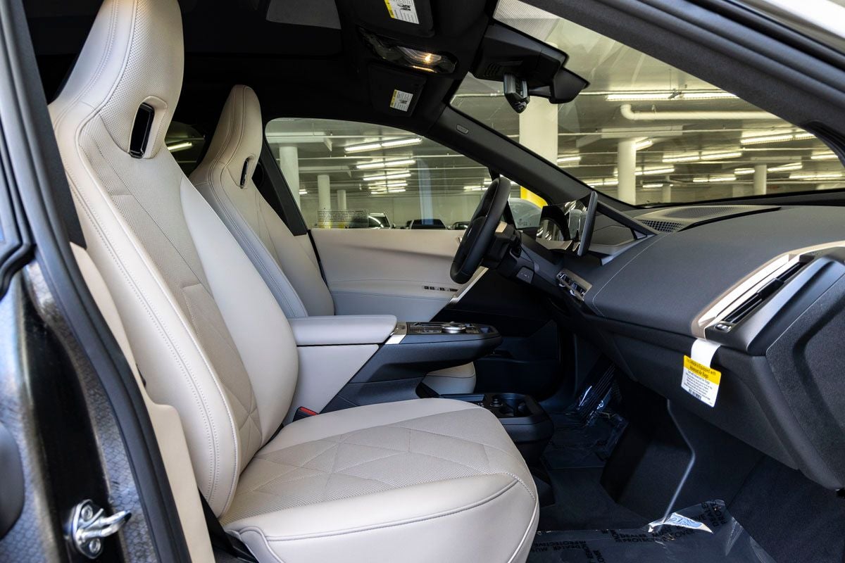 2026 BMW iX xDrive60