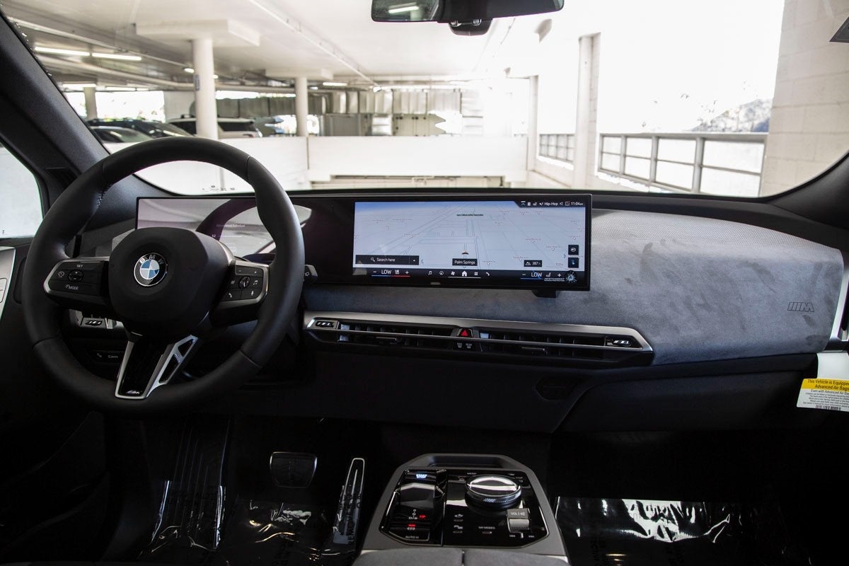2026 BMW iX xDrive60