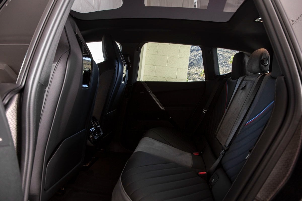 2026 BMW iX xDrive60