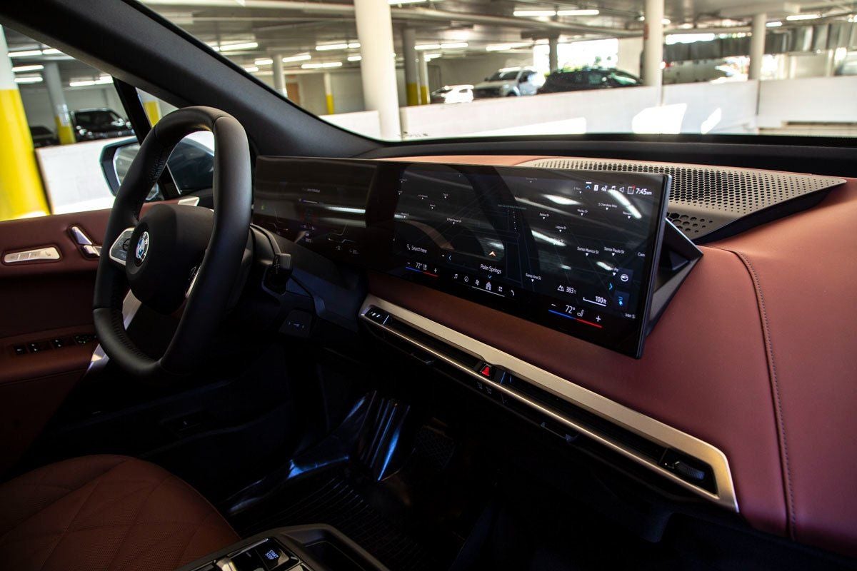 2026 BMW iX xDrive60
