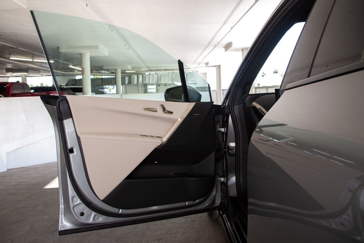 2026 BMW iX xDrive60