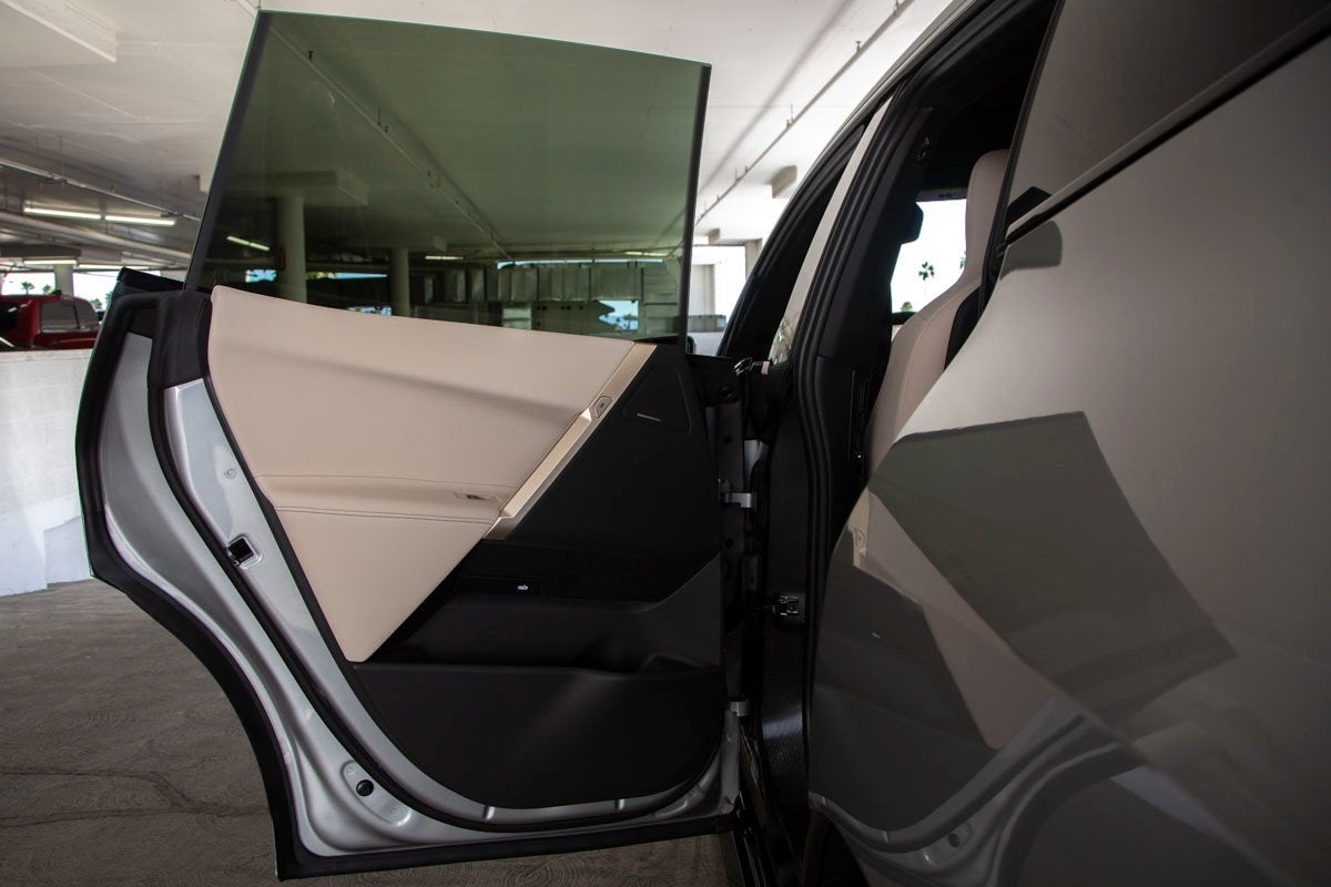 2026 BMW iX xDrive60