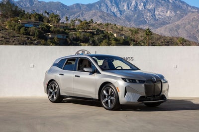 2026 BMW iX xDrive60