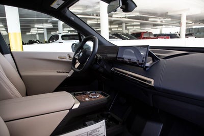 2026 BMW iX xDrive60