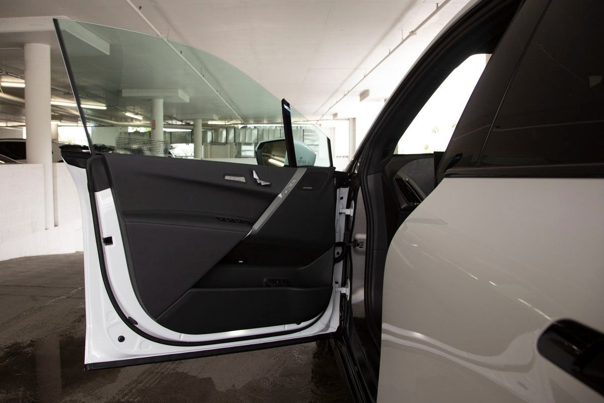 2026 BMW iX xDrive60