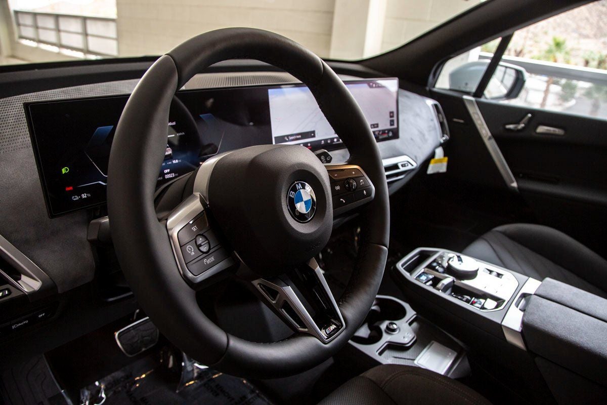 2026 BMW iX xDrive60