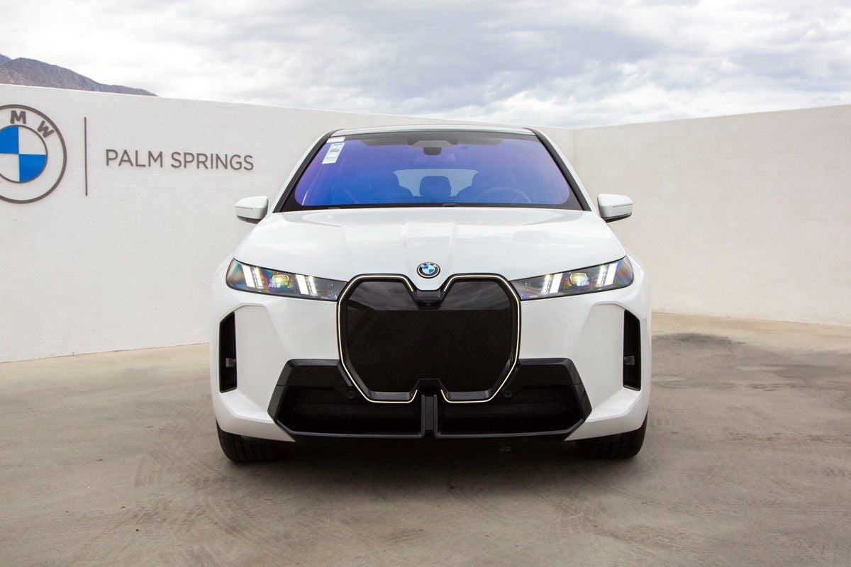2026 BMW iX xDrive60