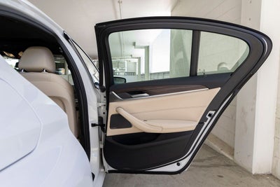 2023 BMW 530e 530e iPerformance