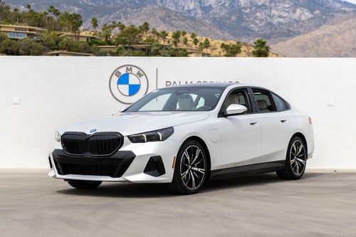 2026 BMW 5 Series 550e xDrive