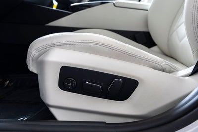 2026 BMW 5 Series 550e xDrive