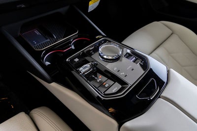 2026 BMW 5 Series 550e xDrive