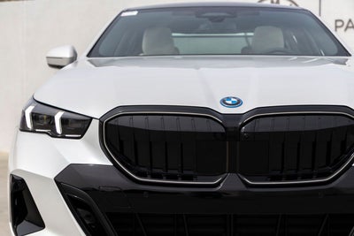 2026 BMW 5 Series 550e xDrive