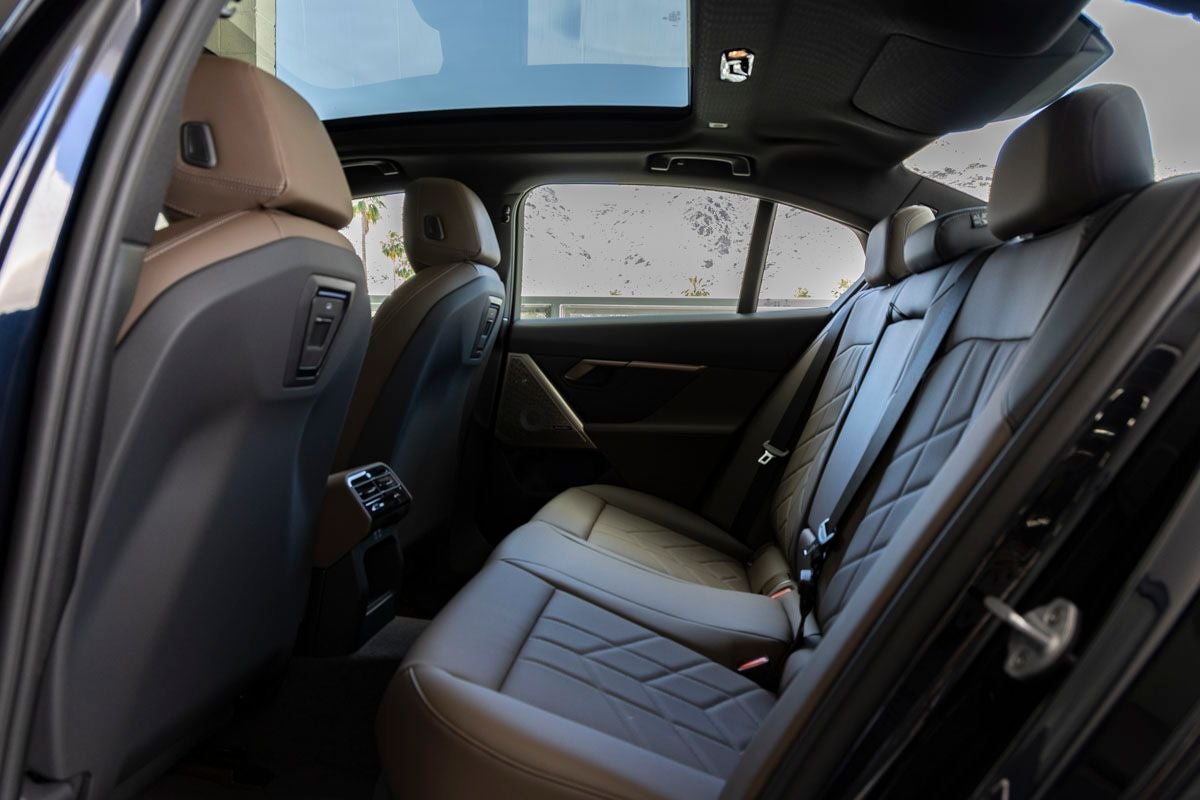 2026 BMW 5 Series 550e xDrive