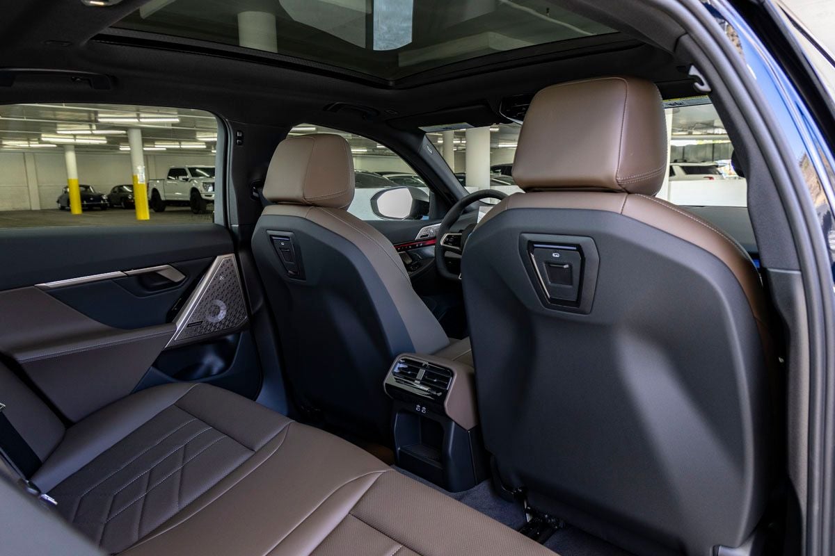 2026 BMW 5 Series 550e xDrive