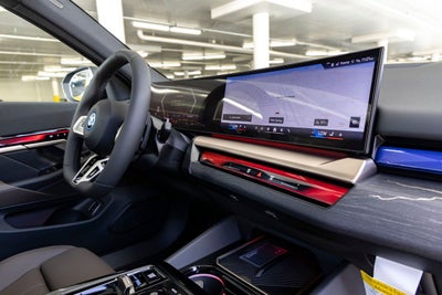 2026 BMW 5 Series 550e xDrive