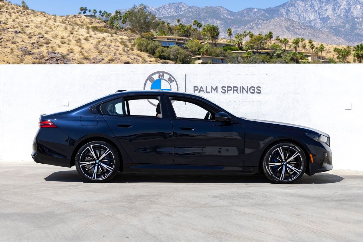2026 BMW 5 Series 550e xDrive