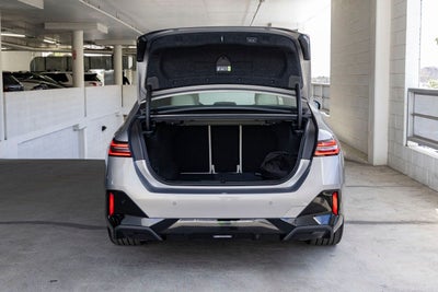 2026 BMW 5 Series 550e xDrive