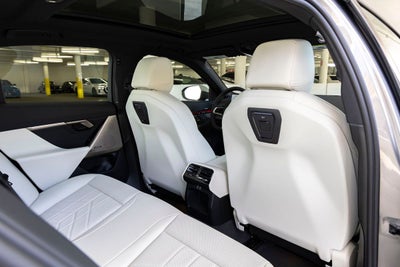 2026 BMW 5 Series 550e xDrive