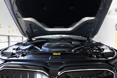 2026 BMW 5 Series 550e xDrive