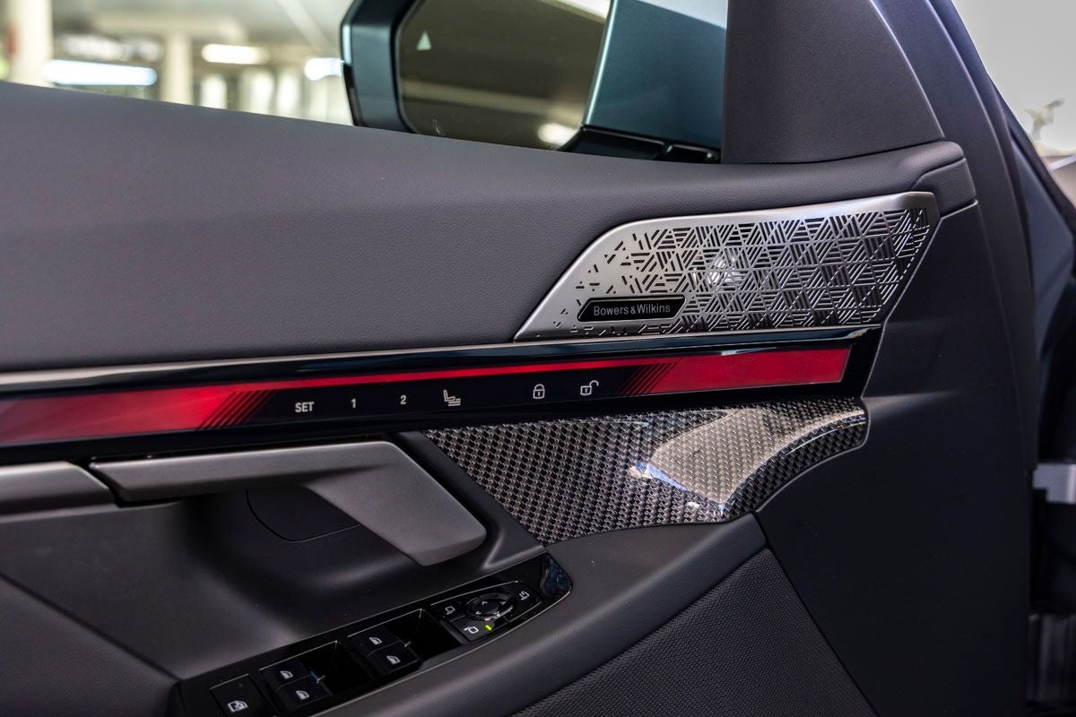 2026 BMW 550e 550e xDrive