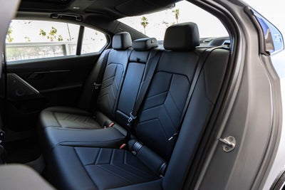 2026 BMW 550e 550e xDrive