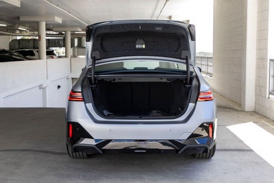 2026 BMW 550e 550e xDrive