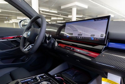 2026 BMW 550e 550e xDrive