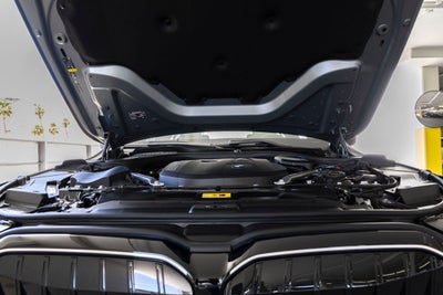 2026 BMW 550e 550e xDrive