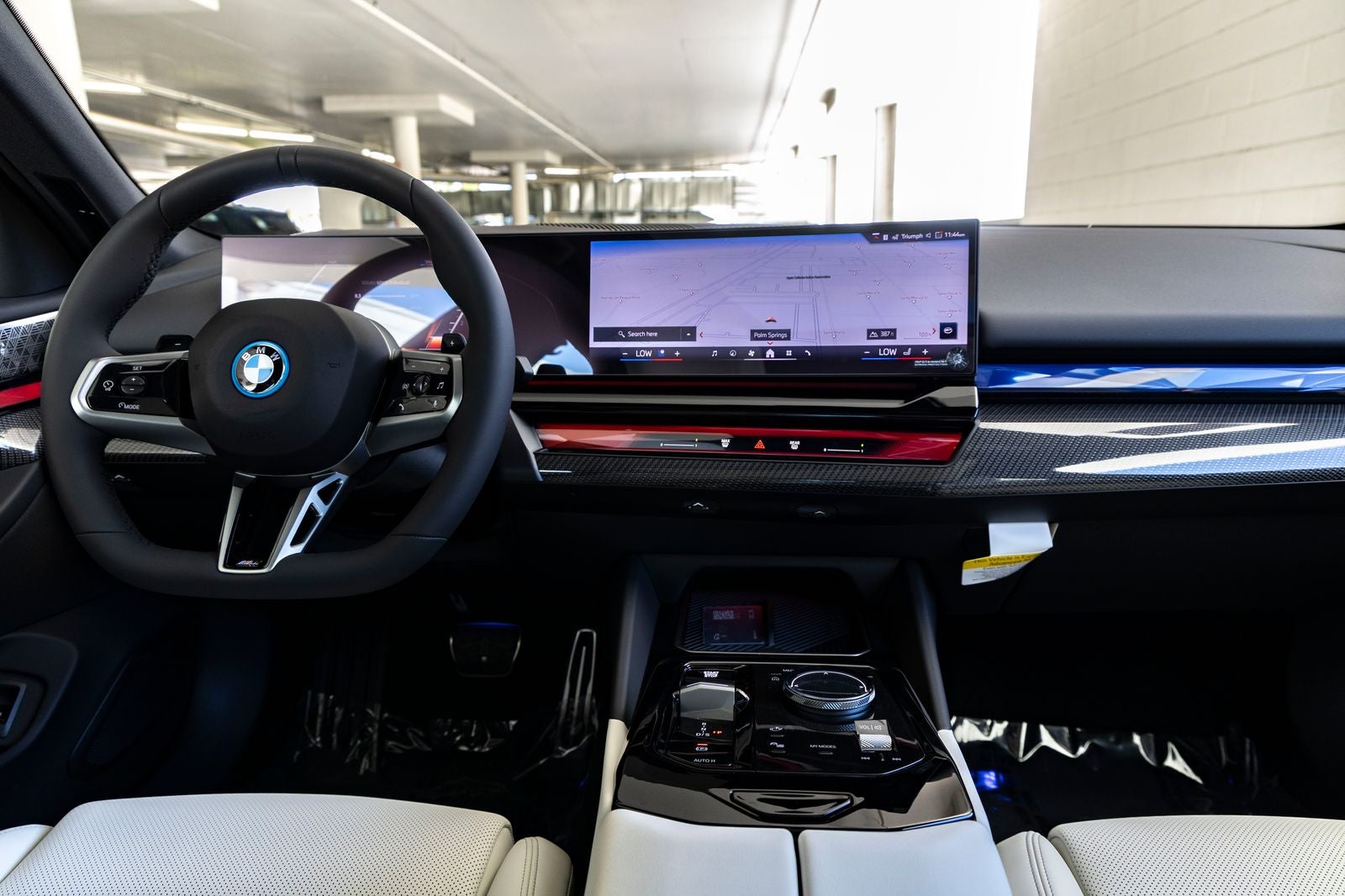 2027 BMW 550e 550e xDrive