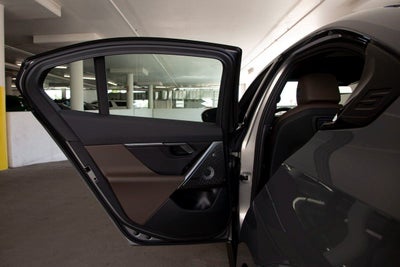 2026 BMW 5 Series 550e xDrive