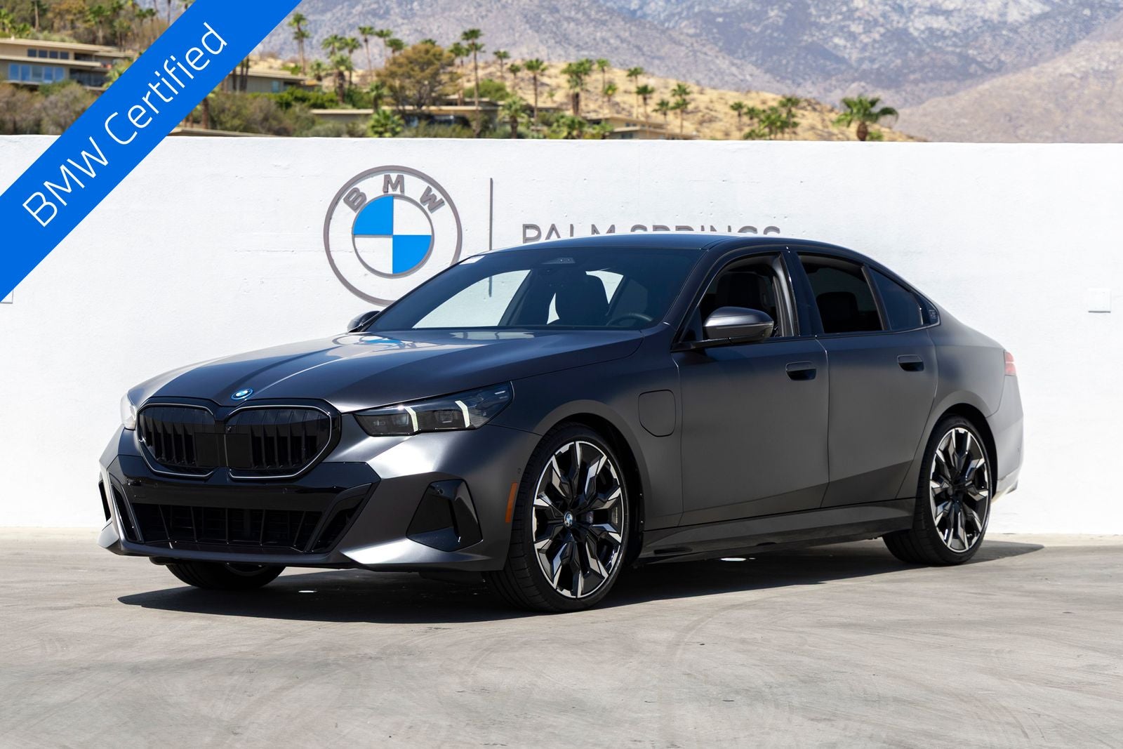 2026 BMW 550e xDrive 550e xDrive