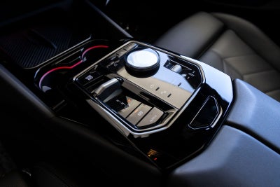 2026 BMW 550e xDrive 550e xDrive