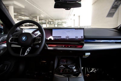 2026 BMW 550e xDrive 550e xDrive