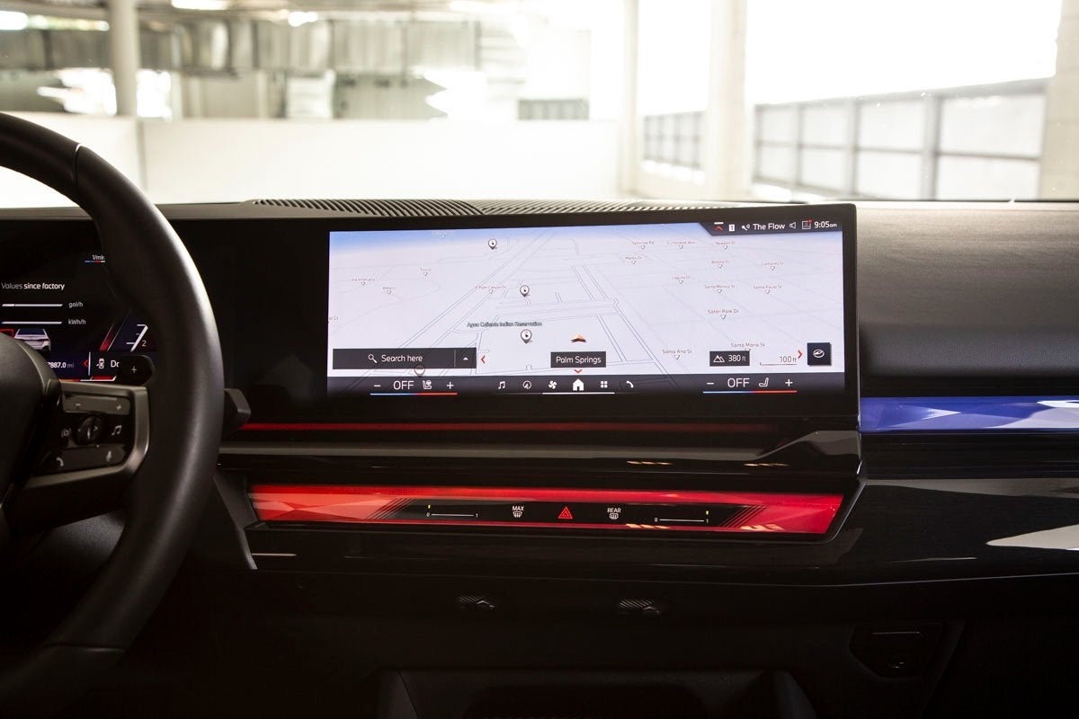 2025 BMW 550e xDrive 550e xDrive