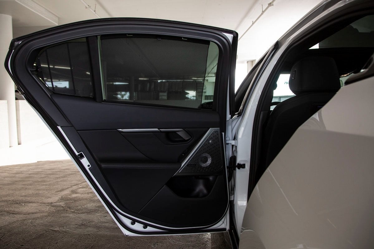 2025 BMW 550e xDrive 550e xDrive