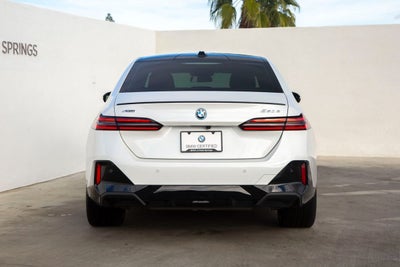 2025 BMW 550e xDrive 550e xDrive