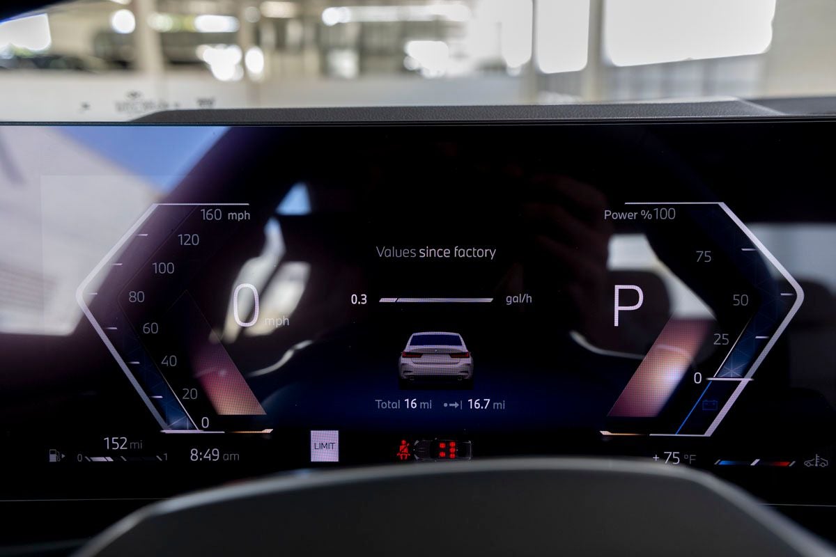 2026 BMW 3 Series 330i