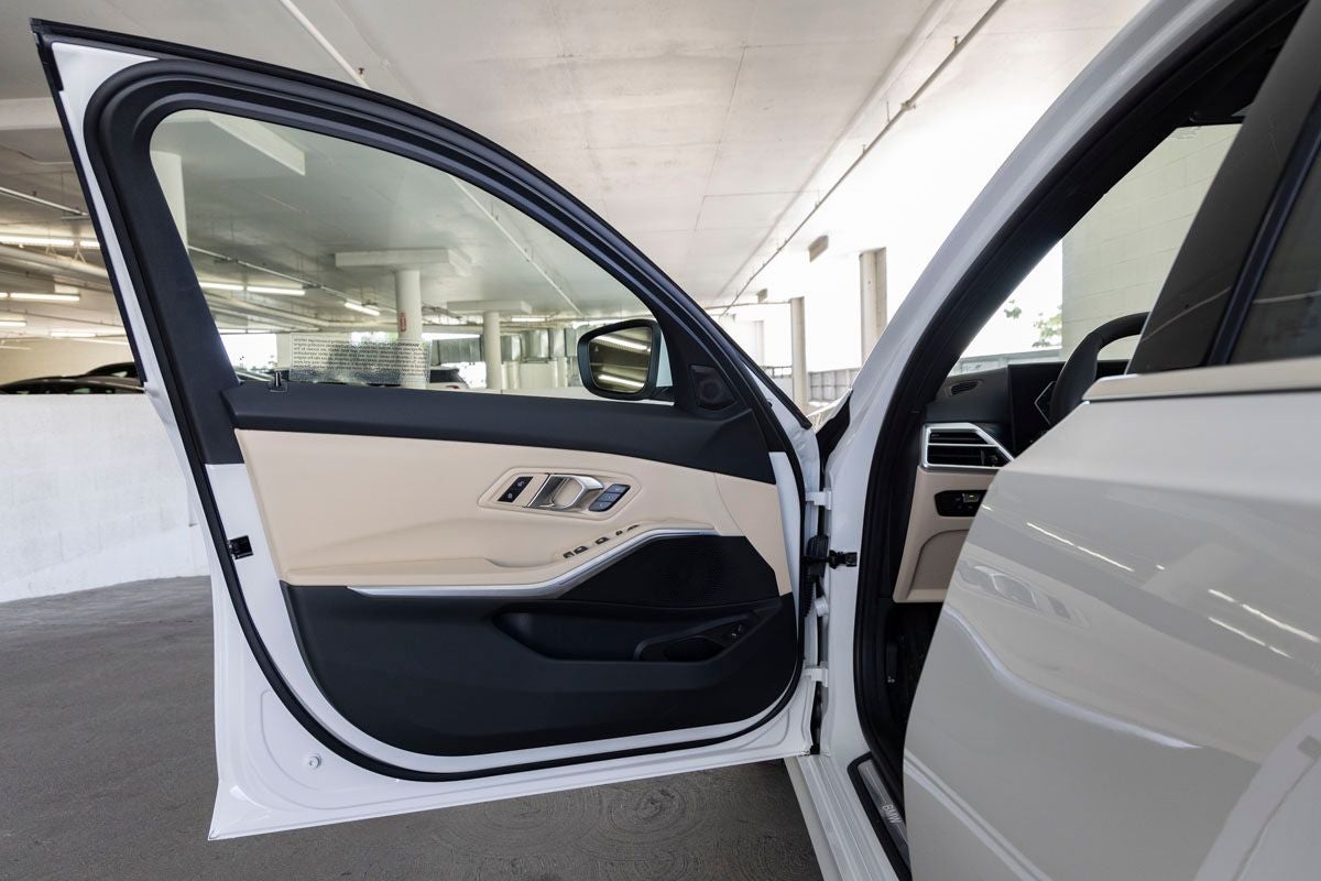 2026 BMW 3 Series 330i