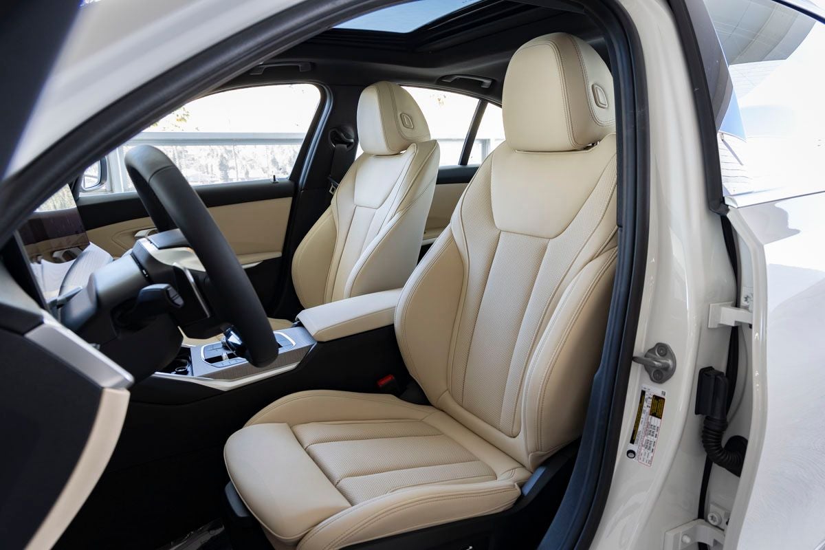 2026 BMW 3 Series 330i