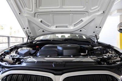 2026 BMW 3 Series 330i