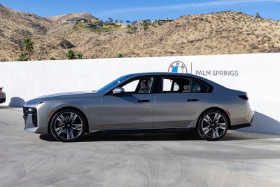 2026 BMW 740i 740i