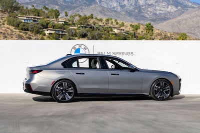 2026 BMW 740i 740i