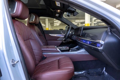 2023 BMW 740i 740i