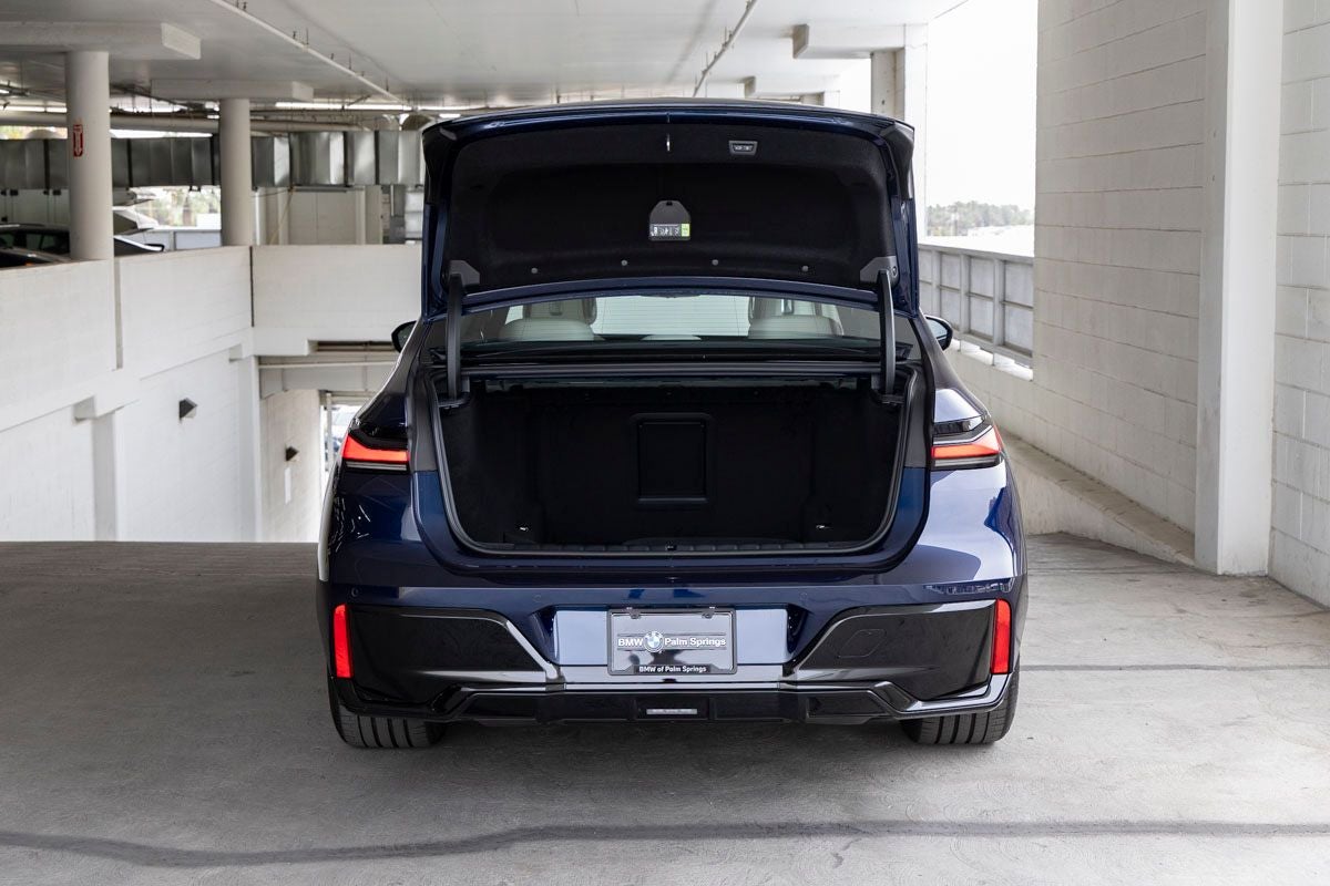 2026 BMW 7 Series 740i