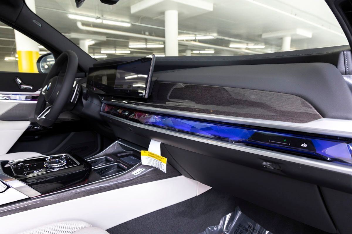 2026 BMW 7 Series 740i