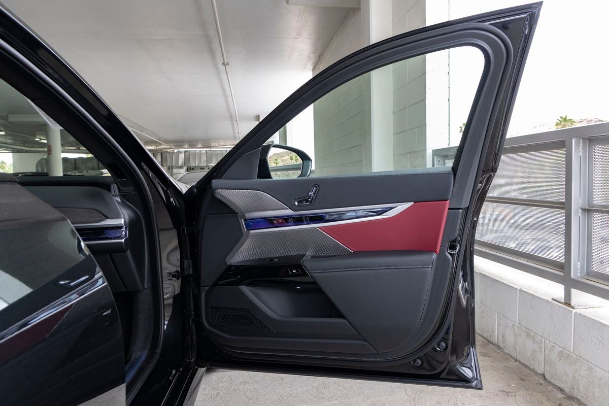 2026 BMW 7 Series 740i