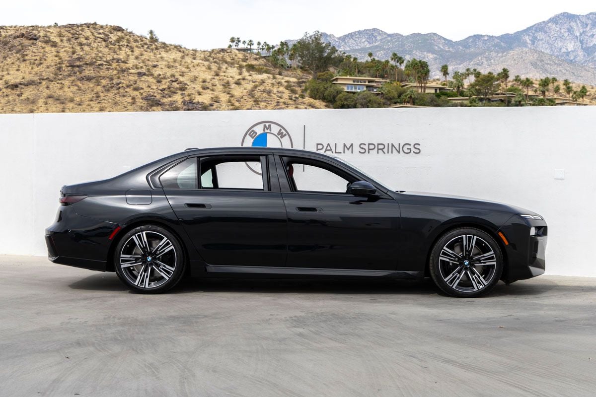 2026 BMW 7 Series 740i