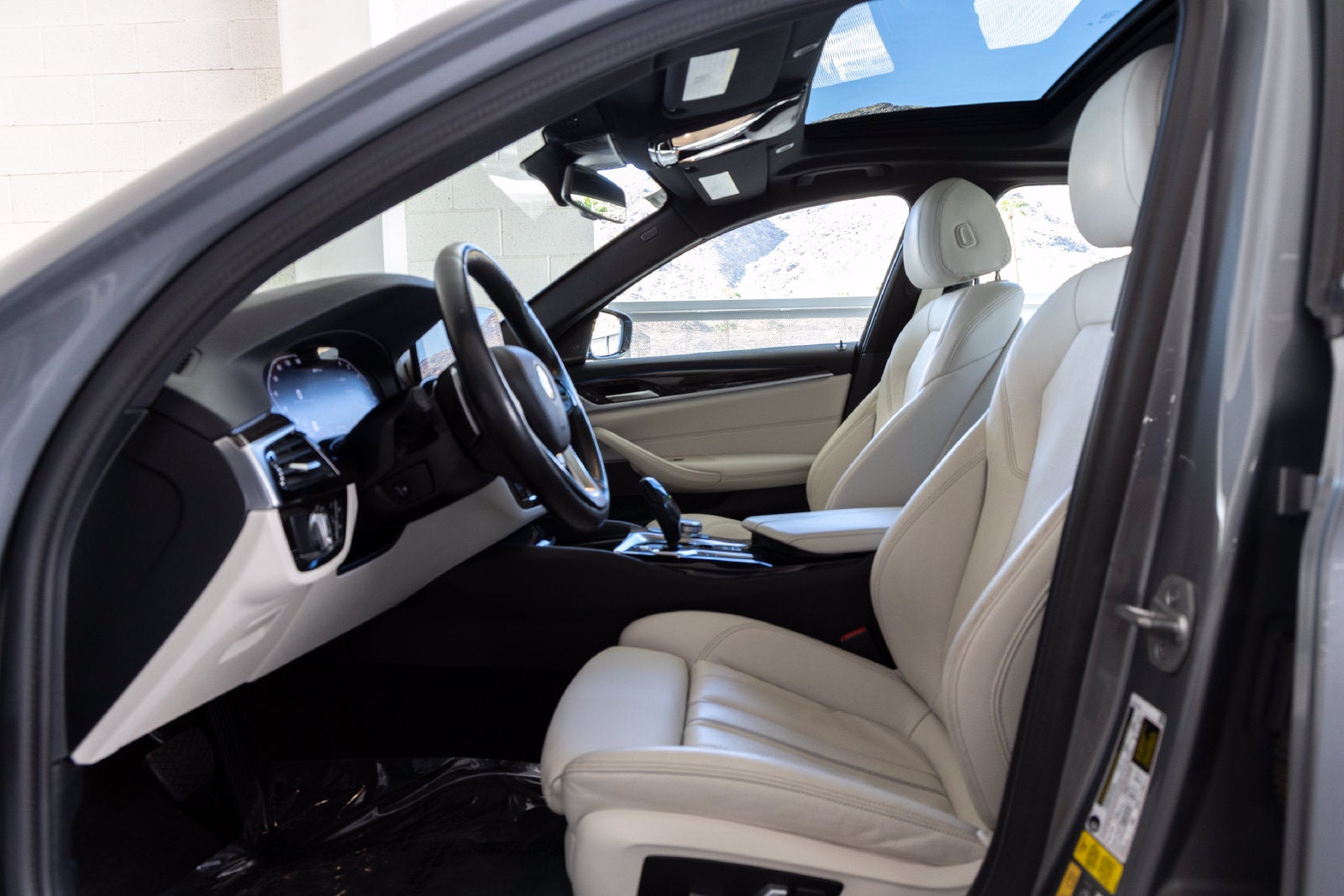 2023 BMW 530e 530e iPerformance